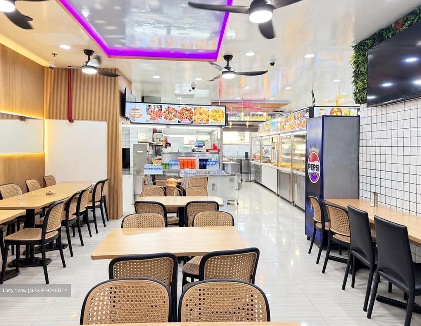 Empire Technocentre (D14), Retail #613065591